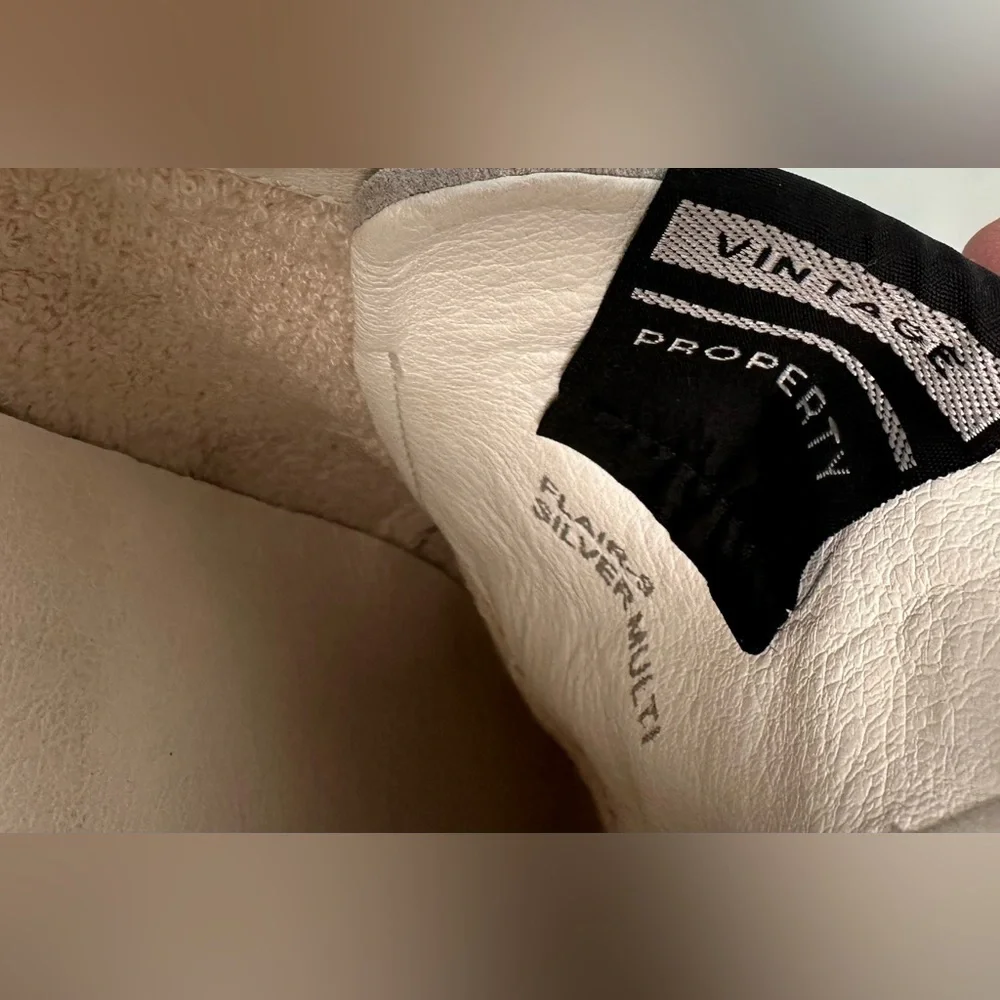 Vintage Havana Flair Silver Multi Gray and White Sneakers size 9 - Picture 11 of 12